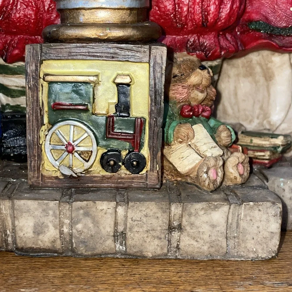 CEDAR CREEK COLLECTION MR & MRS SANTA‎ CLAUS WITH GLOBE ANTIQUE FIGURINE